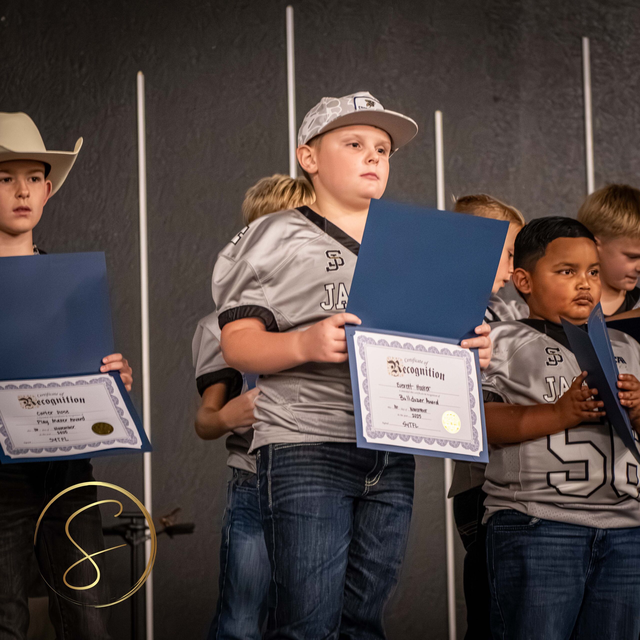 Rights reserved byDigitalBySimon