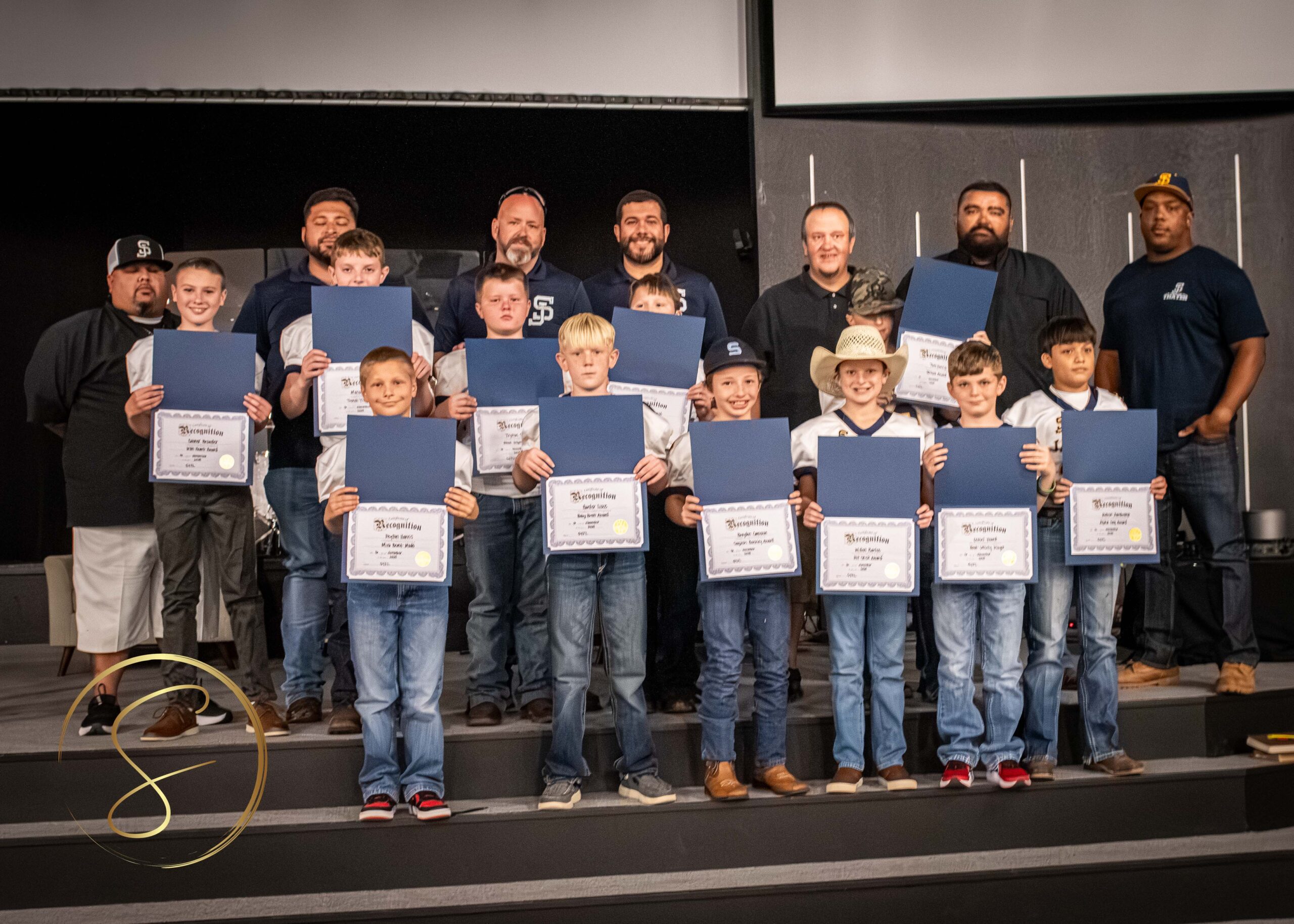 Rights reserved byDigitalBySimon