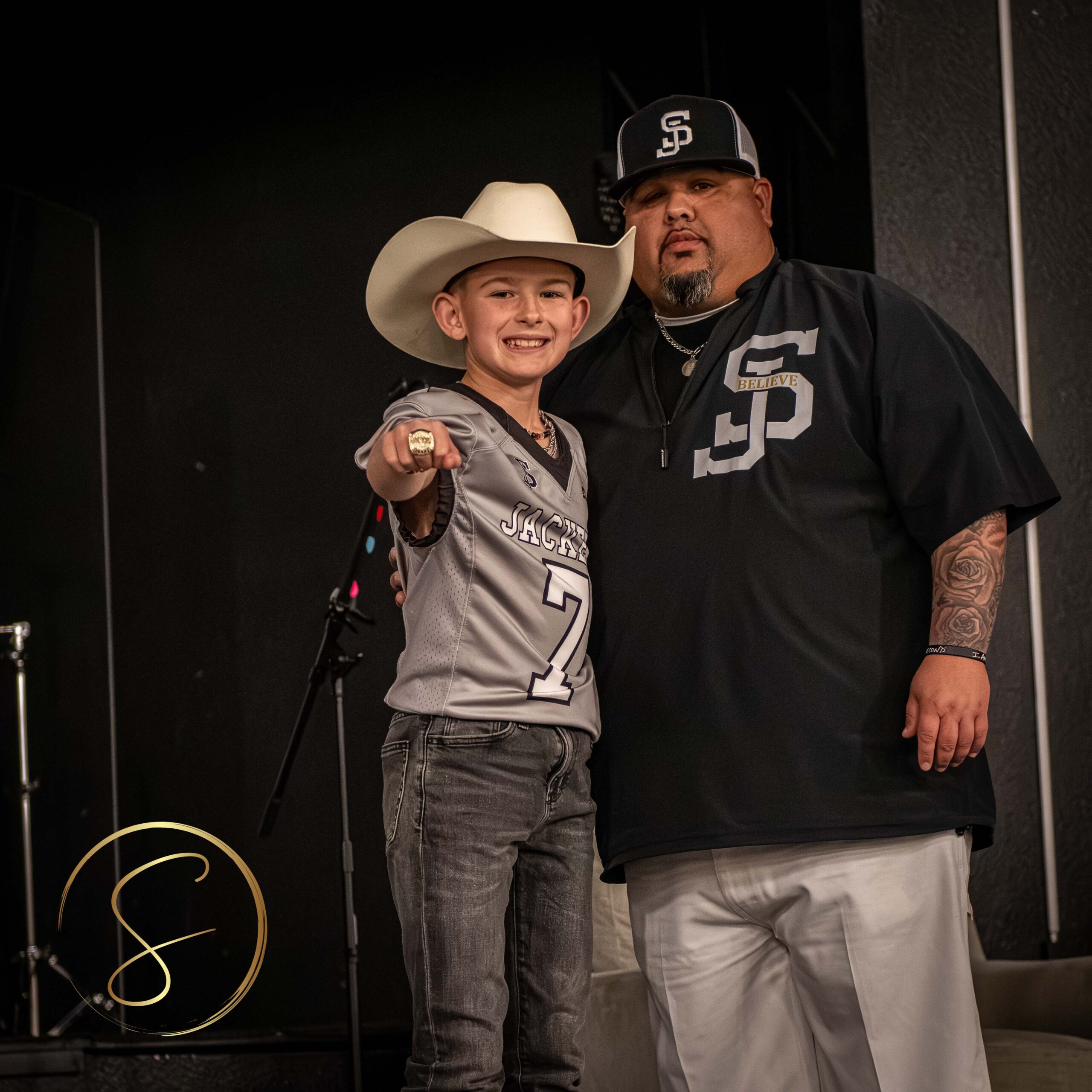 Rights reserved byDigitalBySimon