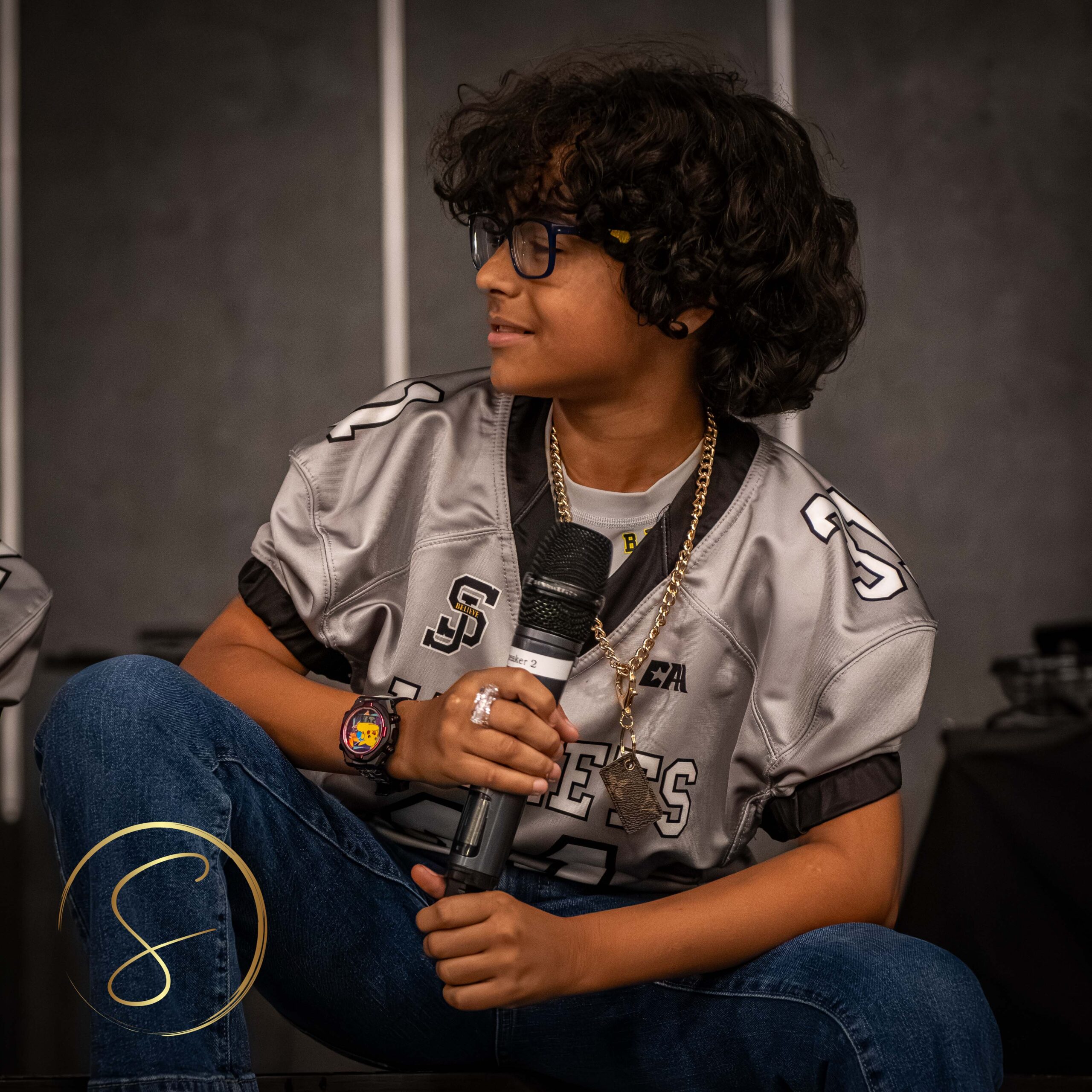 Rights reserved byDigitalBySimon