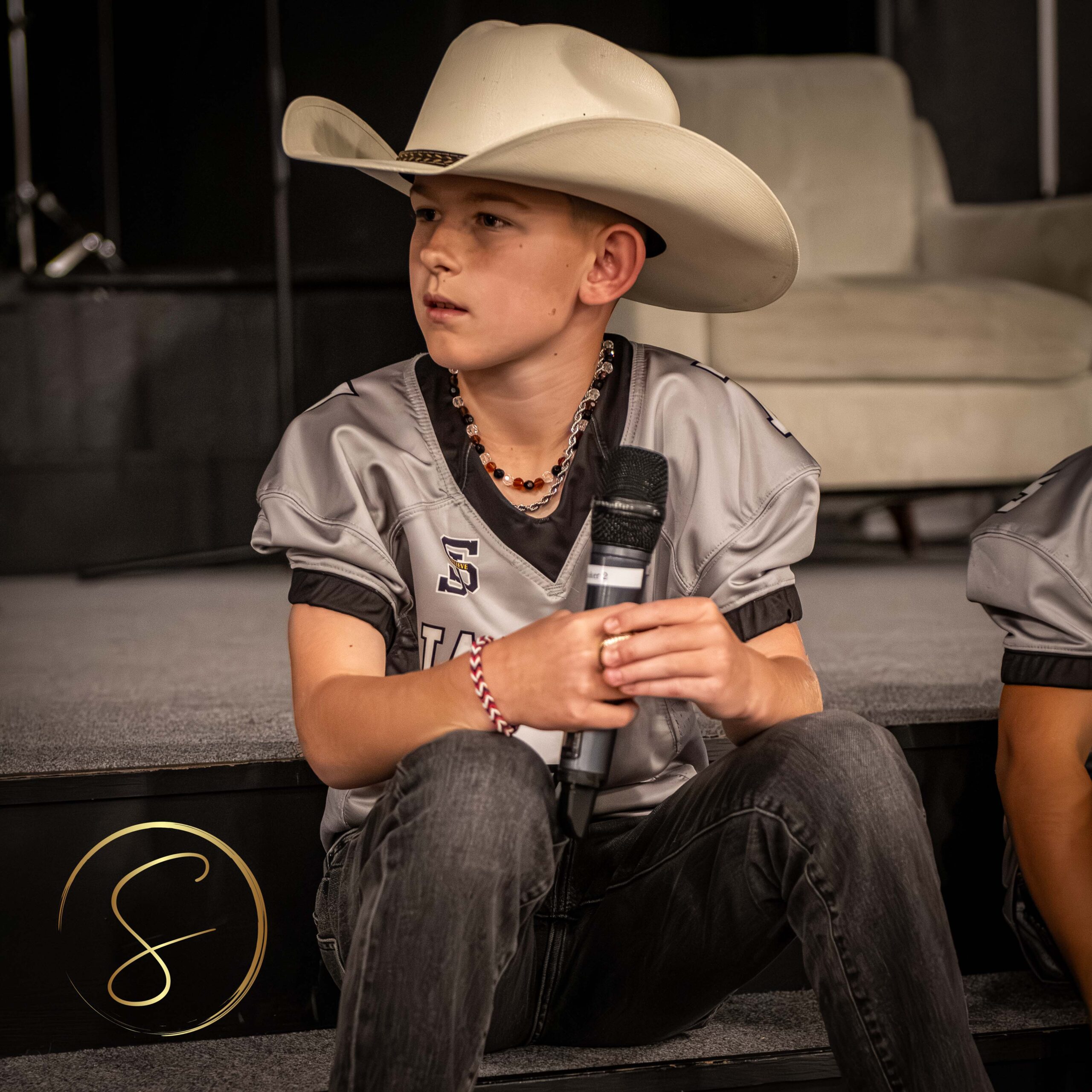 Rights reserved byDigitalBySimon