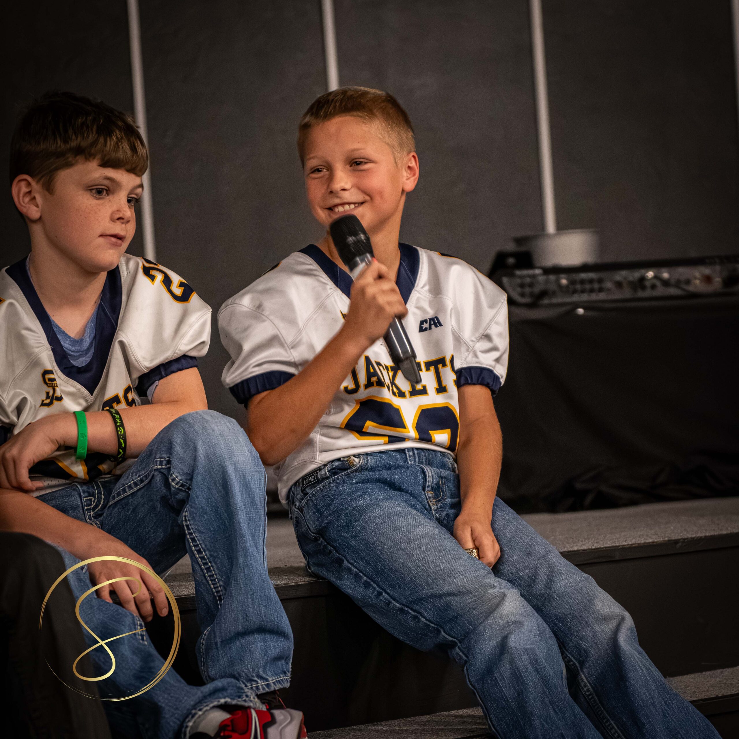 Rights reserved byDigitalBySimon