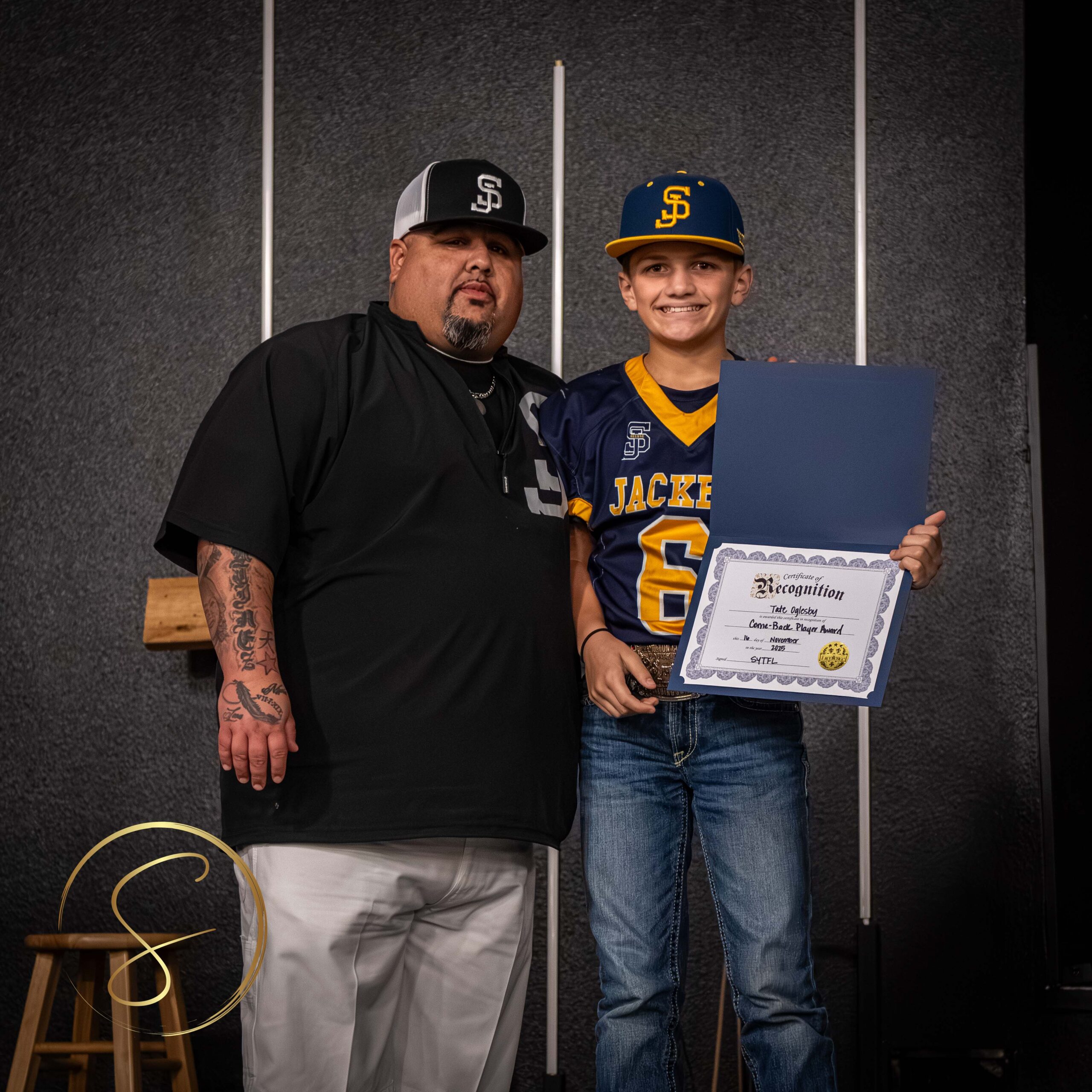 Rights reserved byDigitalBySimon