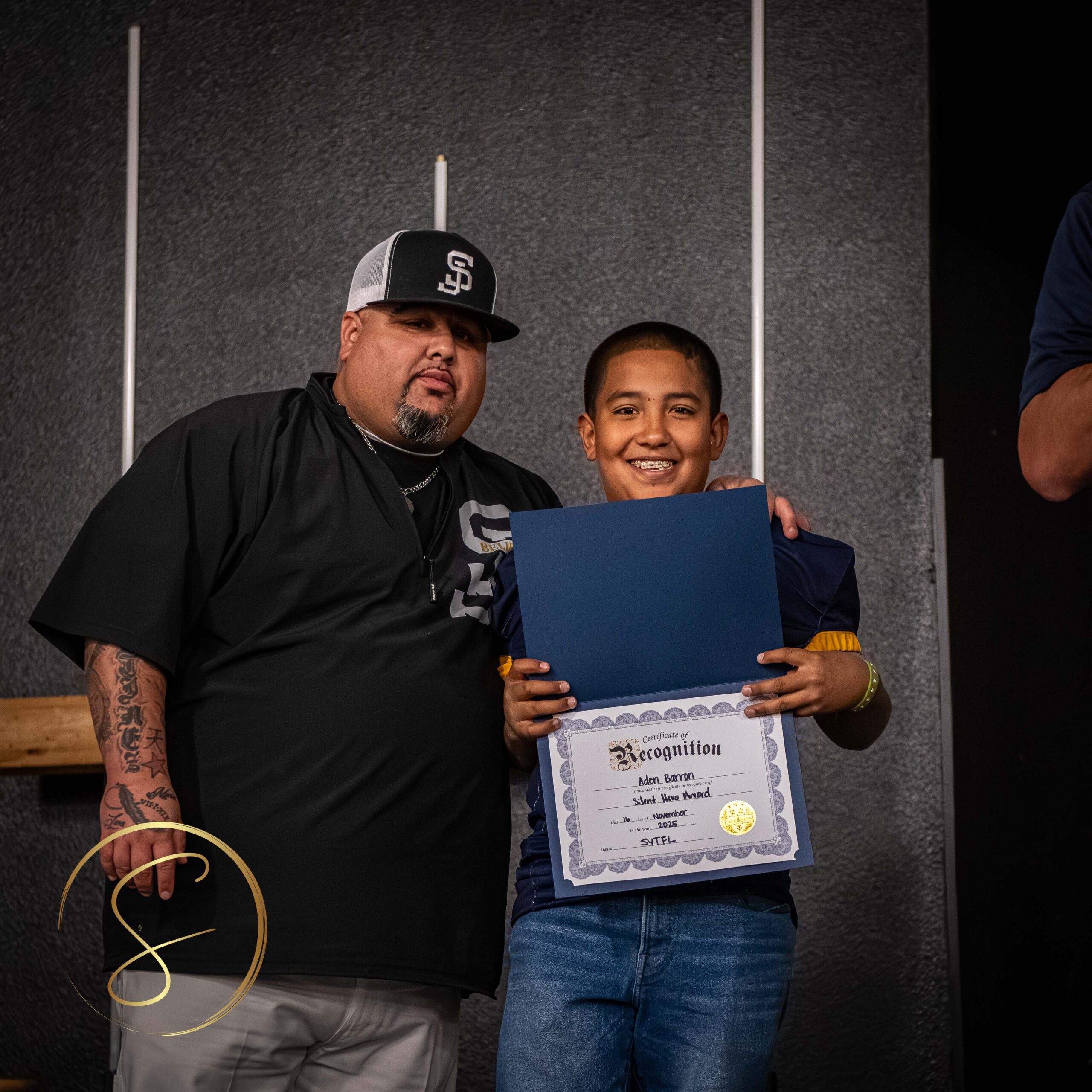 Rights reserved byDigitalBySimon