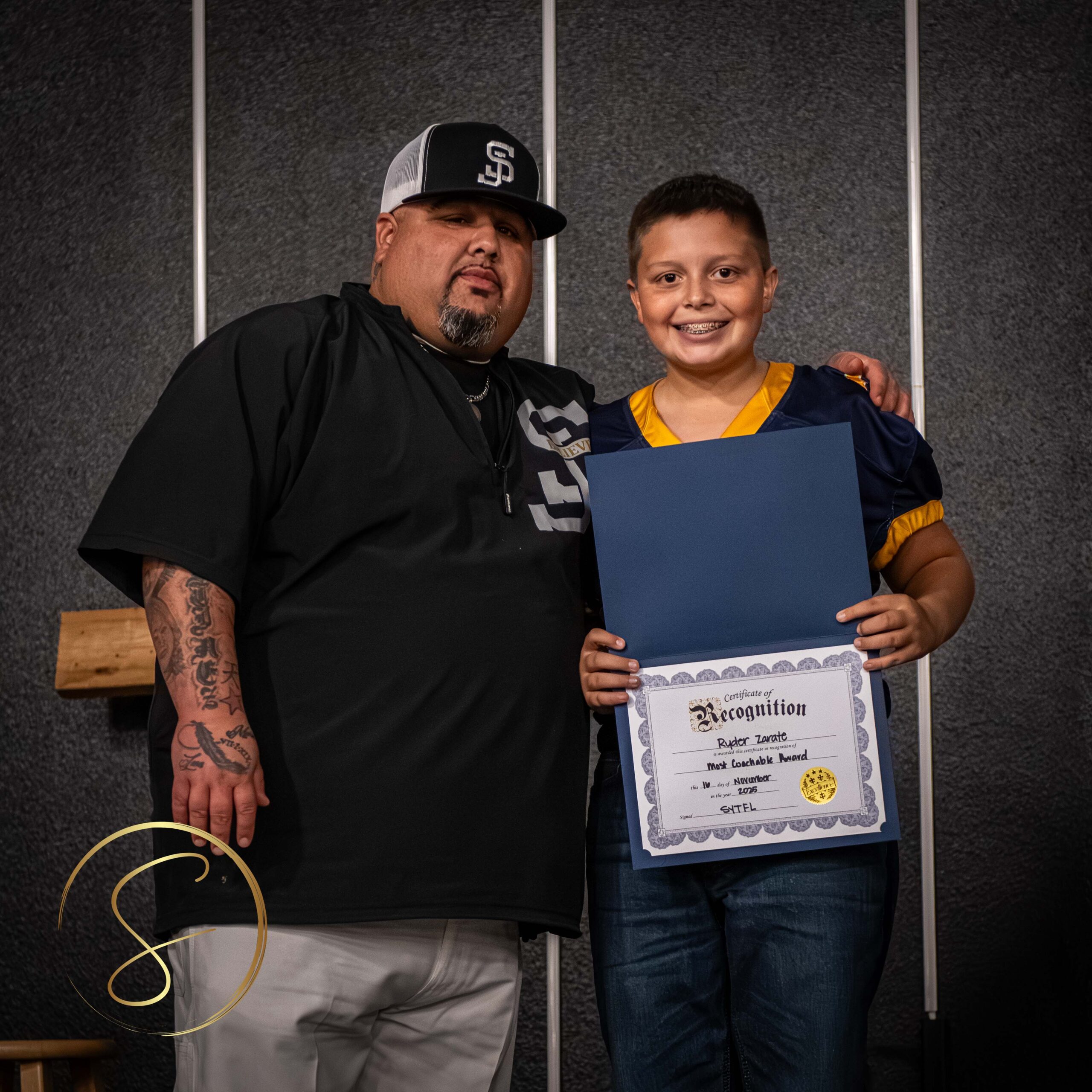 Rights reserved byDigitalBySimon