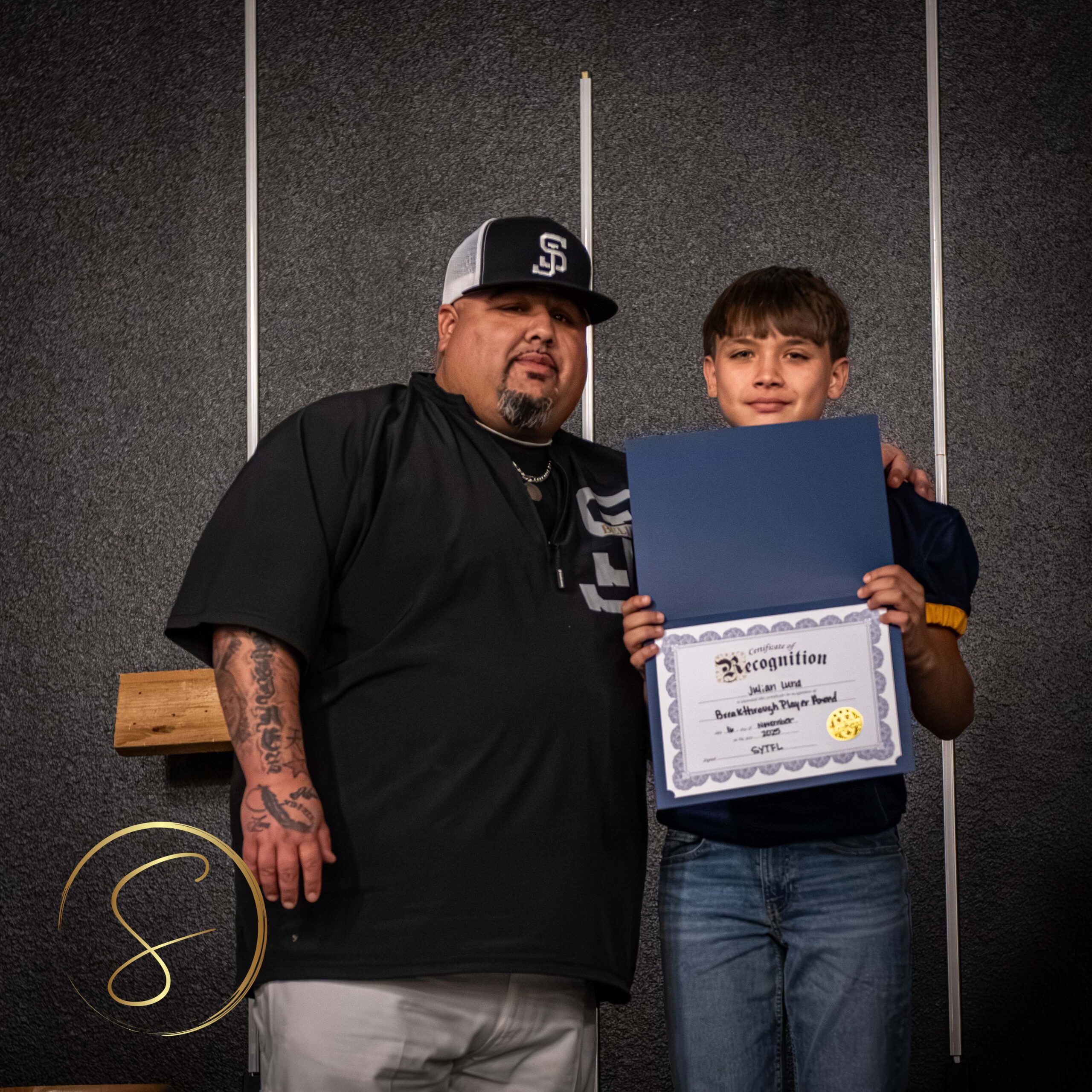 Rights reserved byDigitalBySimon