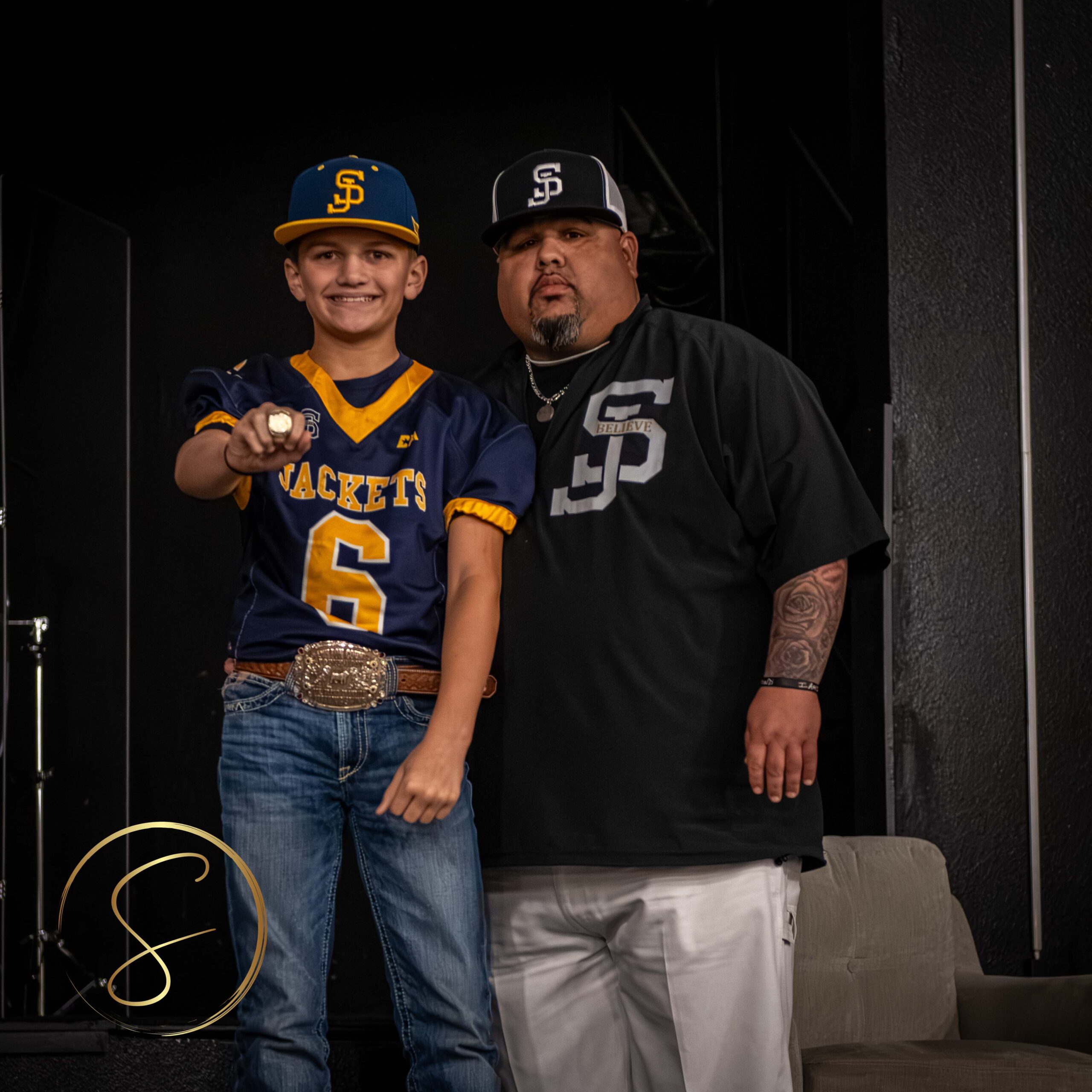 Rights reserved byDigitalBySimon