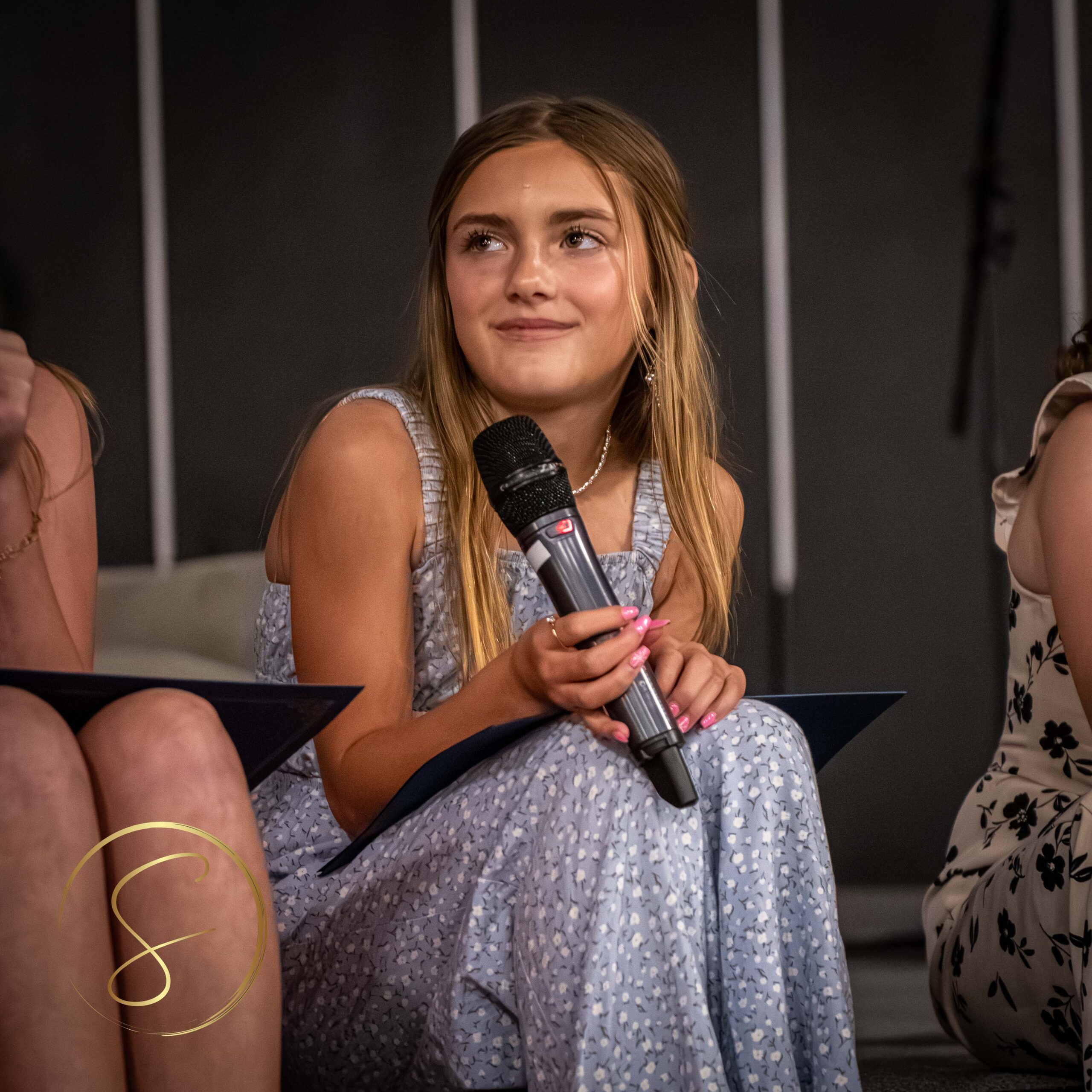 Rights reserved byDigitalBySimon