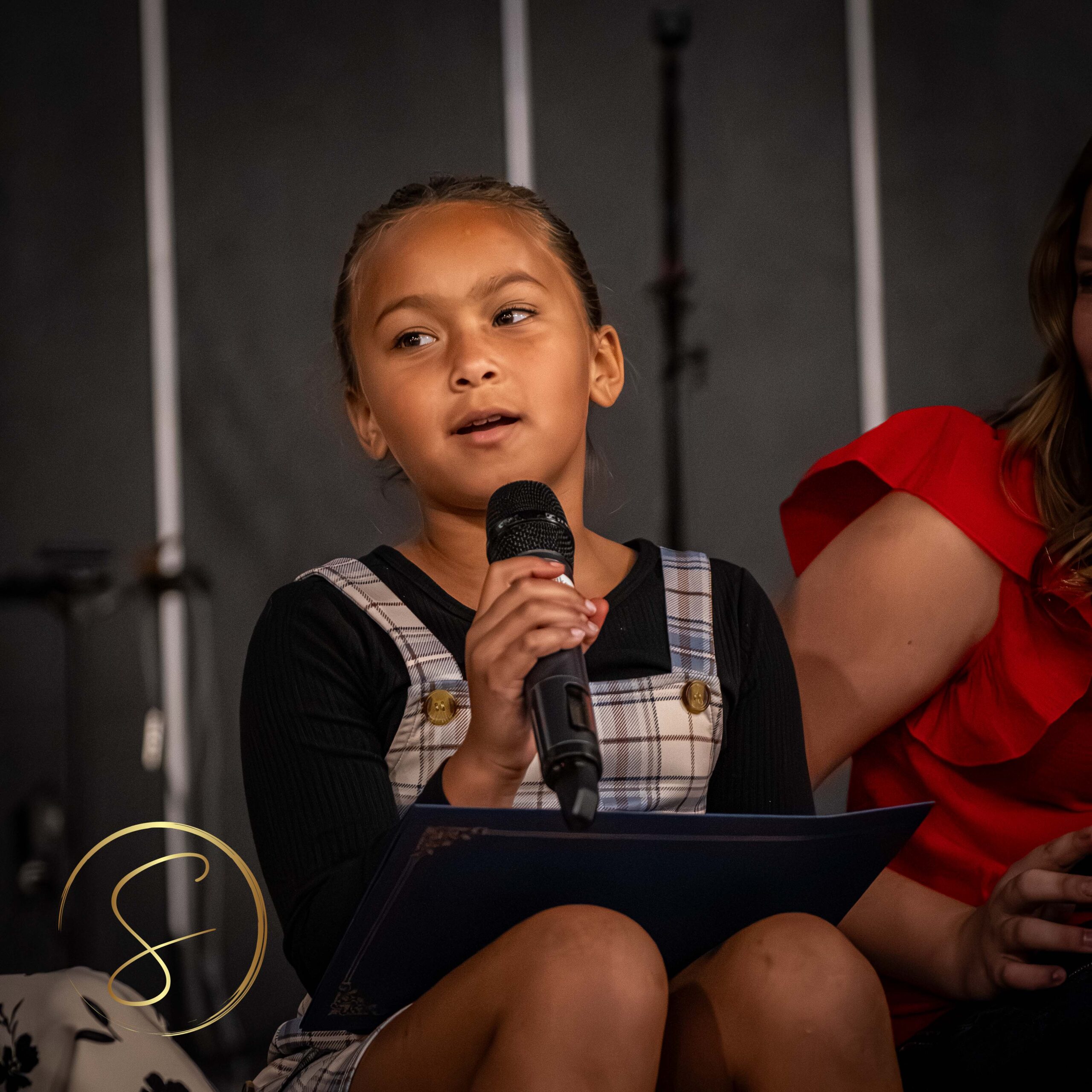 Rights reserved byDigitalBySimon