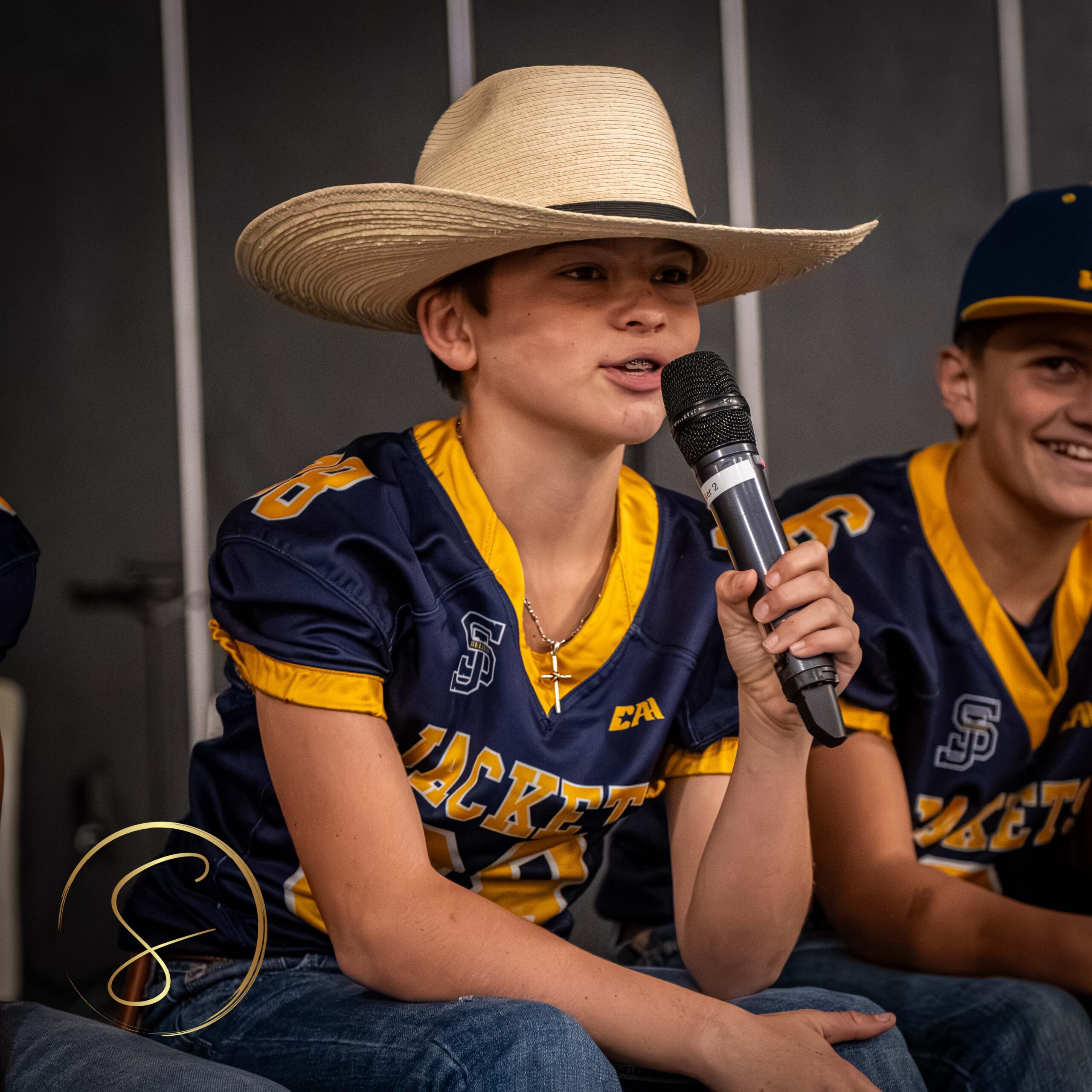 Rights reserved byDigitalBySimon