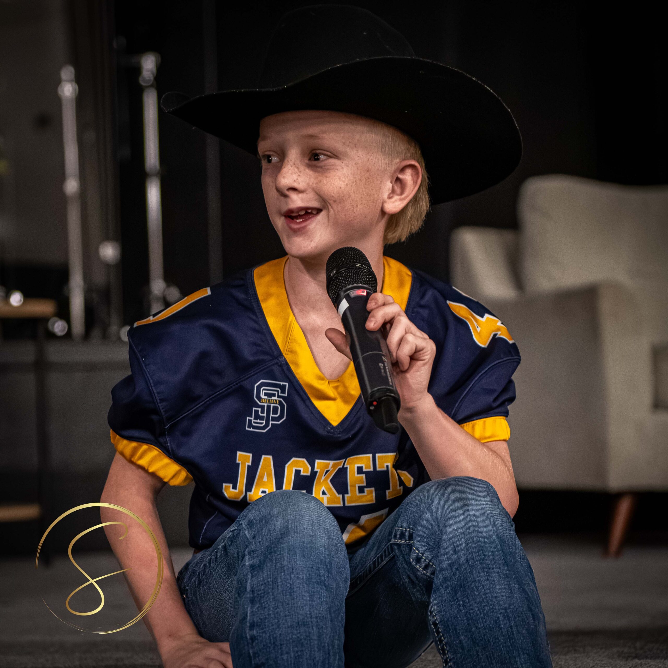 Rights reserved byDigitalBySimon